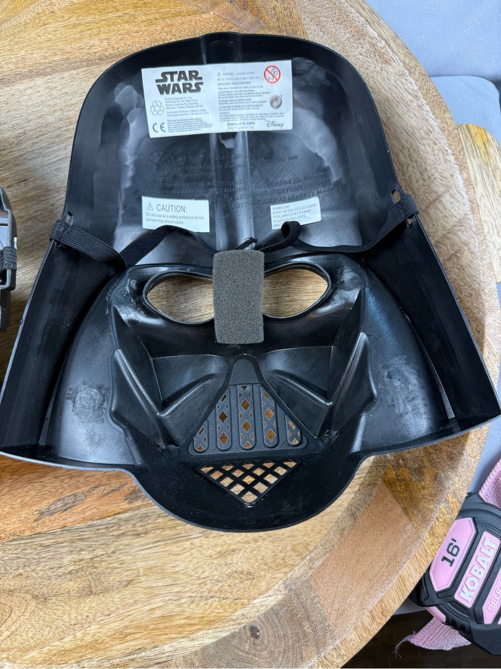 Lollie Closet Star Wars Darth Vader & Mandalorian Costume Mask Set - Picture 3 of 12